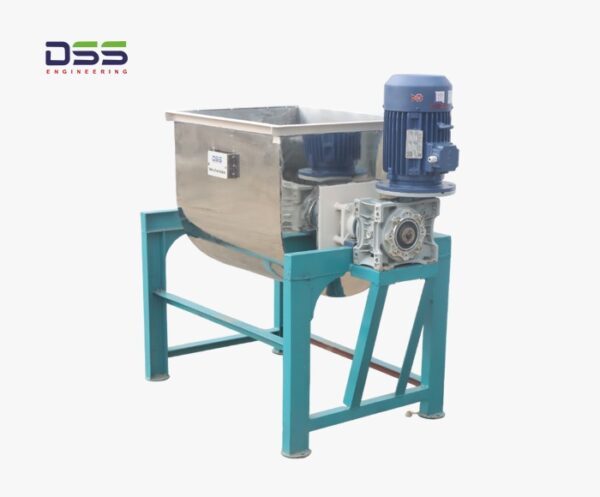 MIXING CHEST AGITATOR OR RIBBON BLENDOR 600 KG CAPACITY